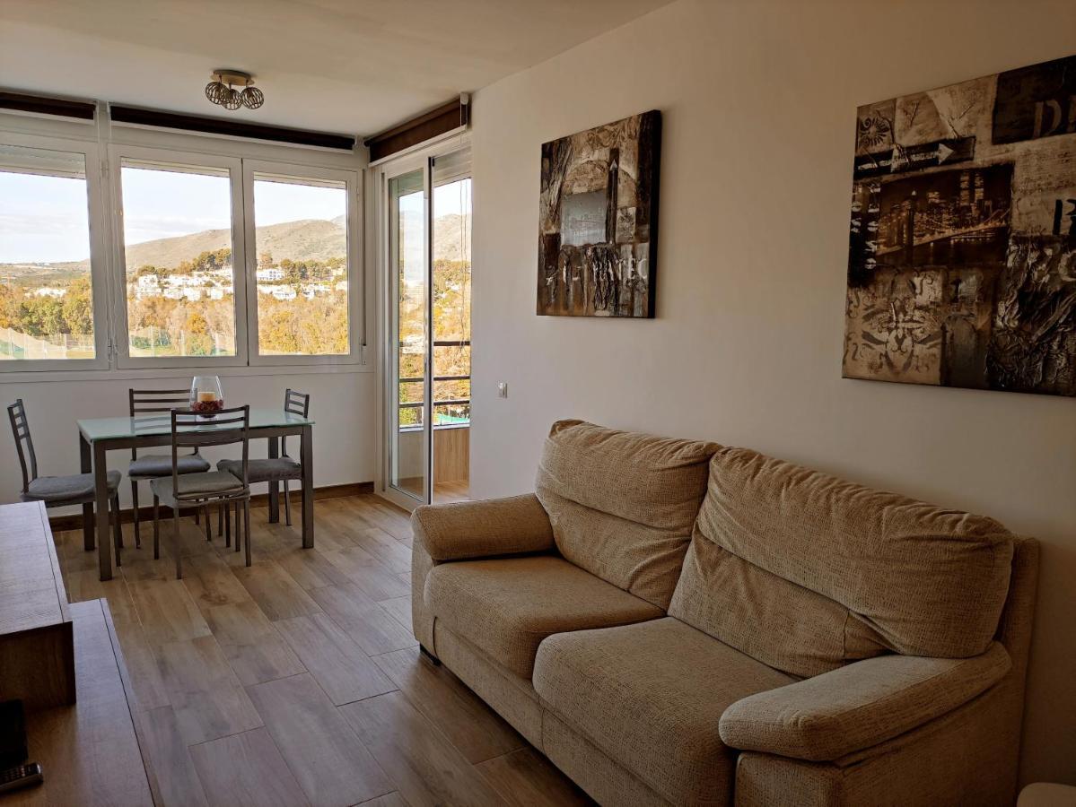 Malaguena Views Apartment Torremolinos Bagian luar foto