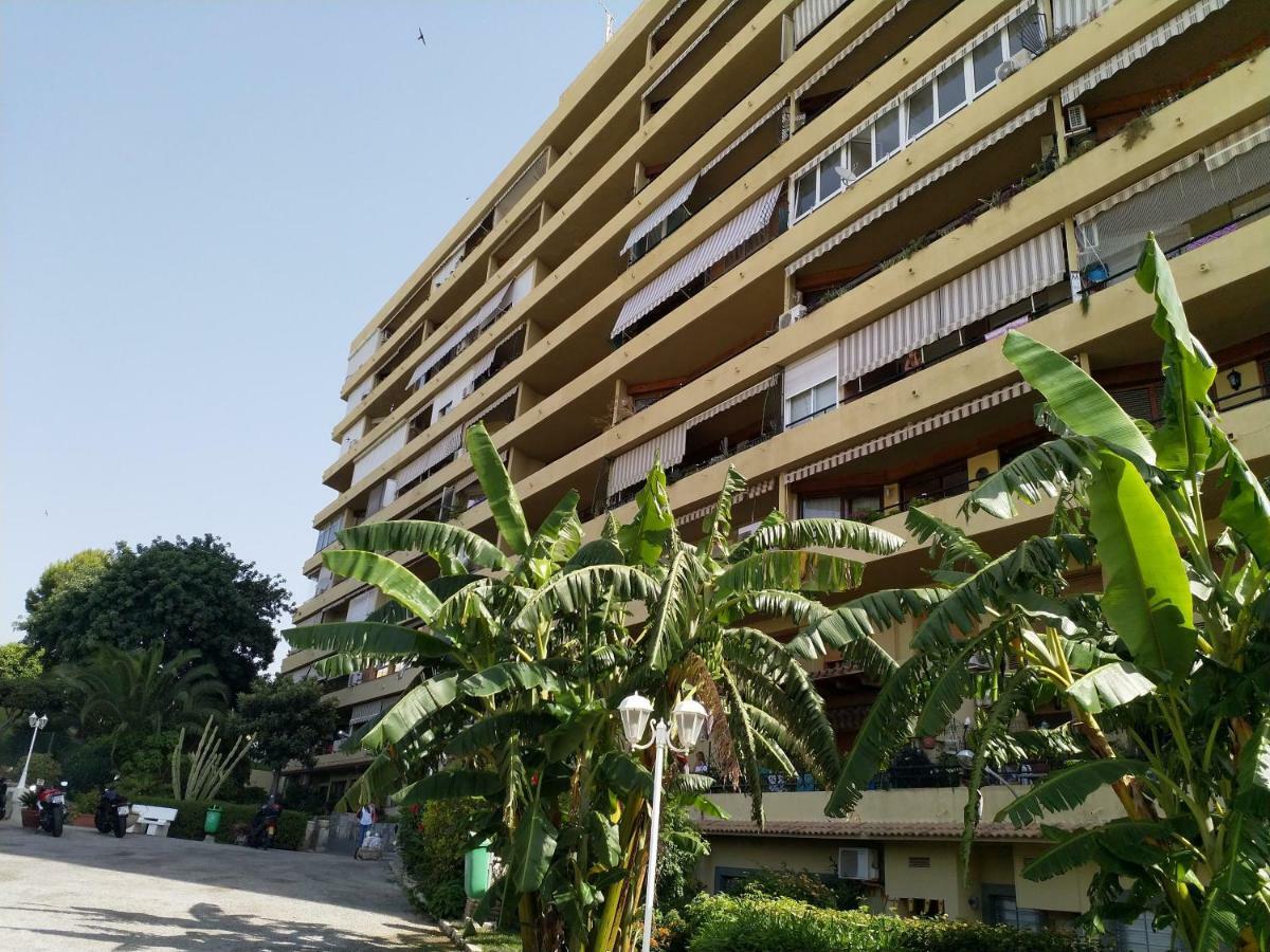 Malaguena Views Apartment Torremolinos Bagian luar foto